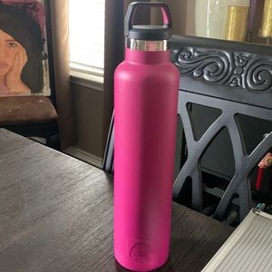 RTIC 26oz drink bottle